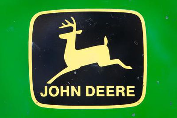 Как заменить масло в джаторе John Deere