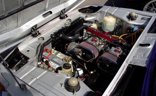 Модуль управления кузовным оборудованием контролирует различные электронные устройства в вашем автомобиле.