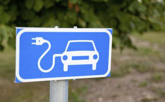 Знак зарядки для электромобилей